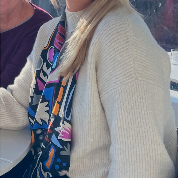 Colorful Abstract Patterned Scarf - Picture 3 of 3